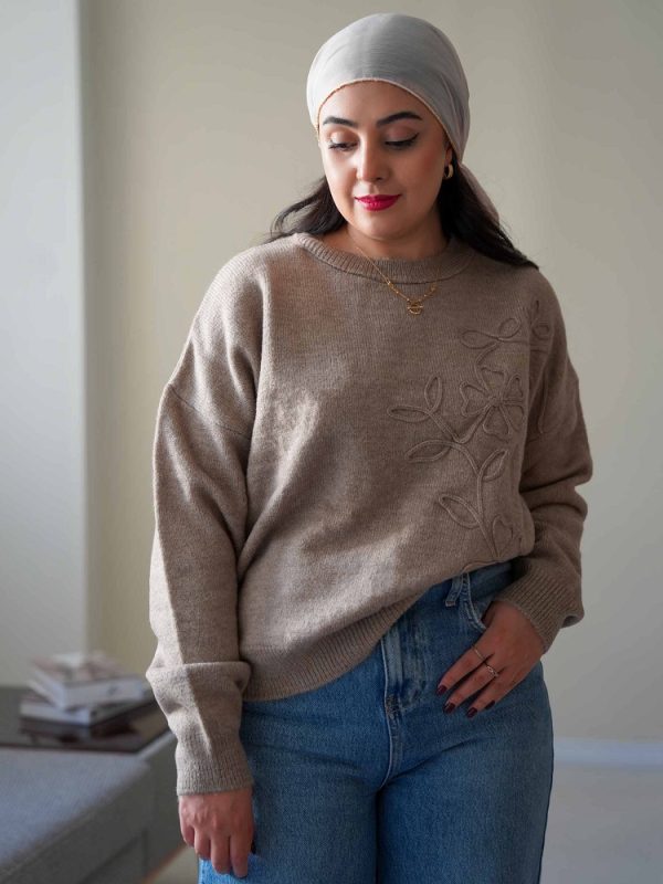 پلیور بافت گلدار ترک رنگ قهوه ای طرح آینور
