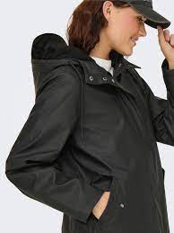 چگونه بارانی را بشوییم