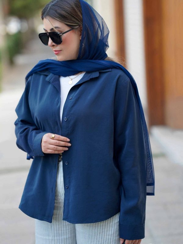 شومیز سورمه ای سیلک ساده طرح آینا