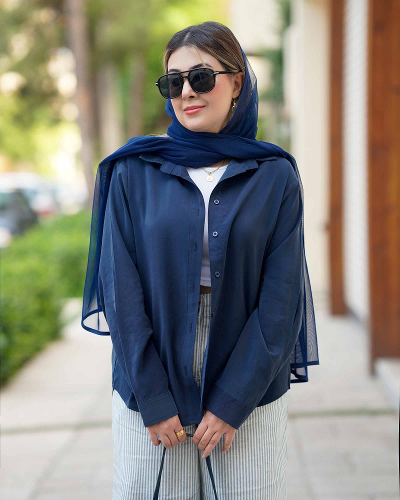 mychinvad-1459-Aina-navy-blue-blouse-length-4 قد شومیز زنانه سورمه ای ساده جنس سیلک طرح آینا